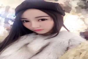 演员李小萌父母照片
